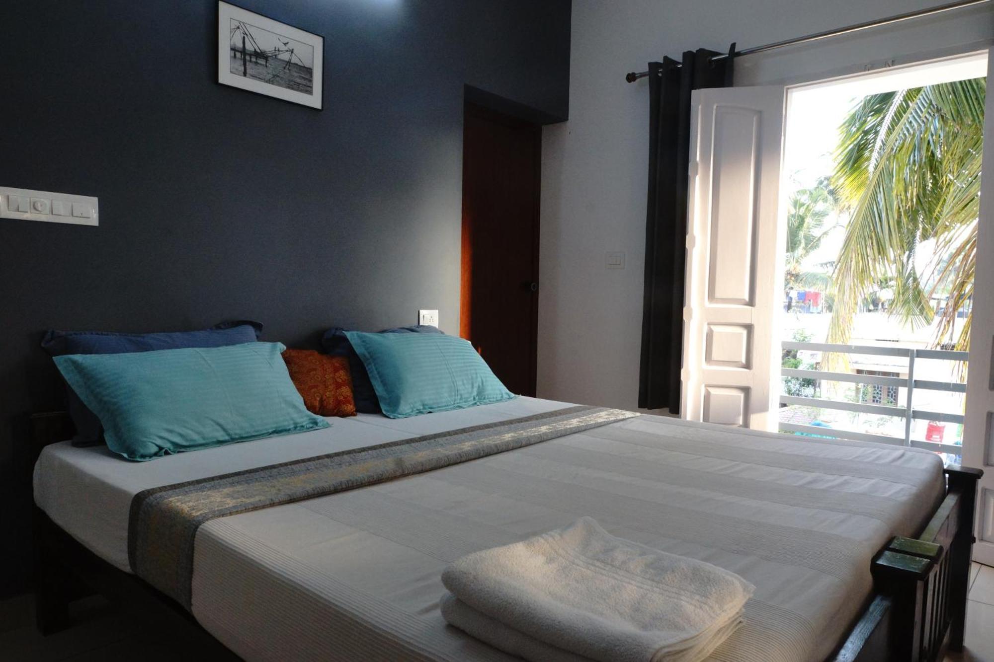 Appartement Nest à Kochi Extérieur photo